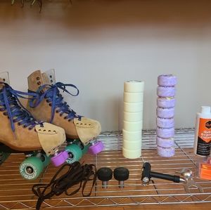 Riedell Zone - Moxi Fundae - Rollerbones Skate Set